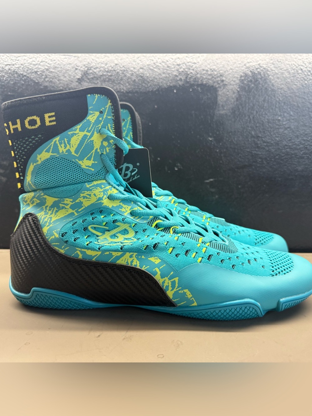 New w/Tags Men’s B Luck Shoe Wrestling Boxing Blue Yellow Black Hi Top Size M-10